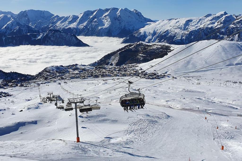 Pieds Des Pistes - Parking Couvert - Plein Sud Alpe dʼHuez Extérieur photo